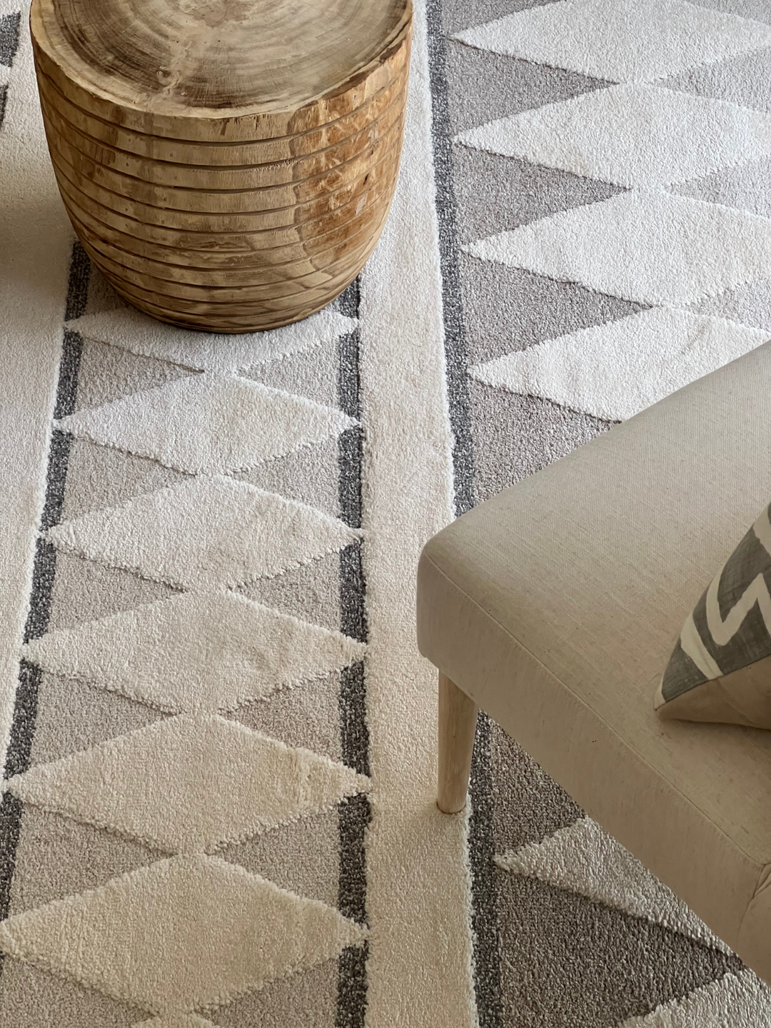 Cocoon  Tribal Cream Grey Rug
