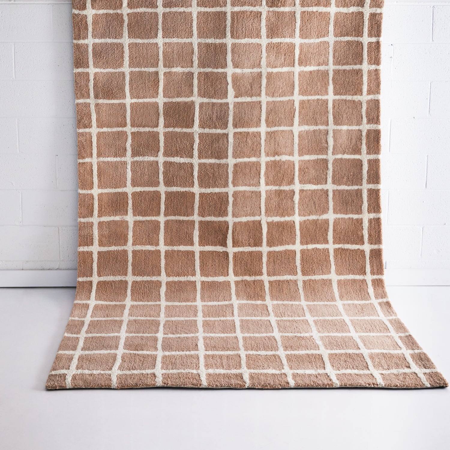 Clay Rust Modern Rug | Contemporary Grid Pattern | Cozy & Stylish ...