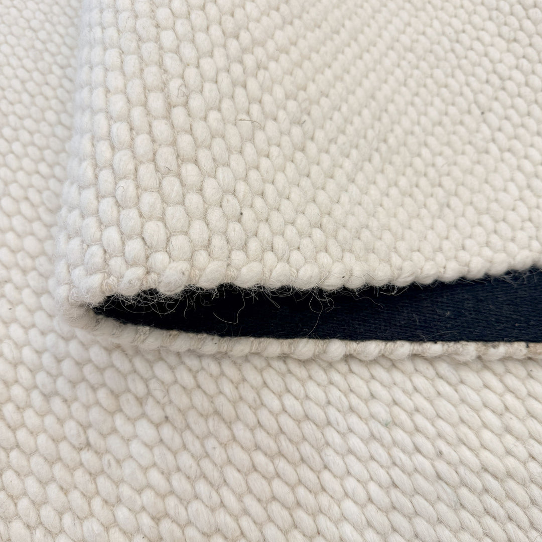 Arabella Ivory Modern Wool Blend Rug