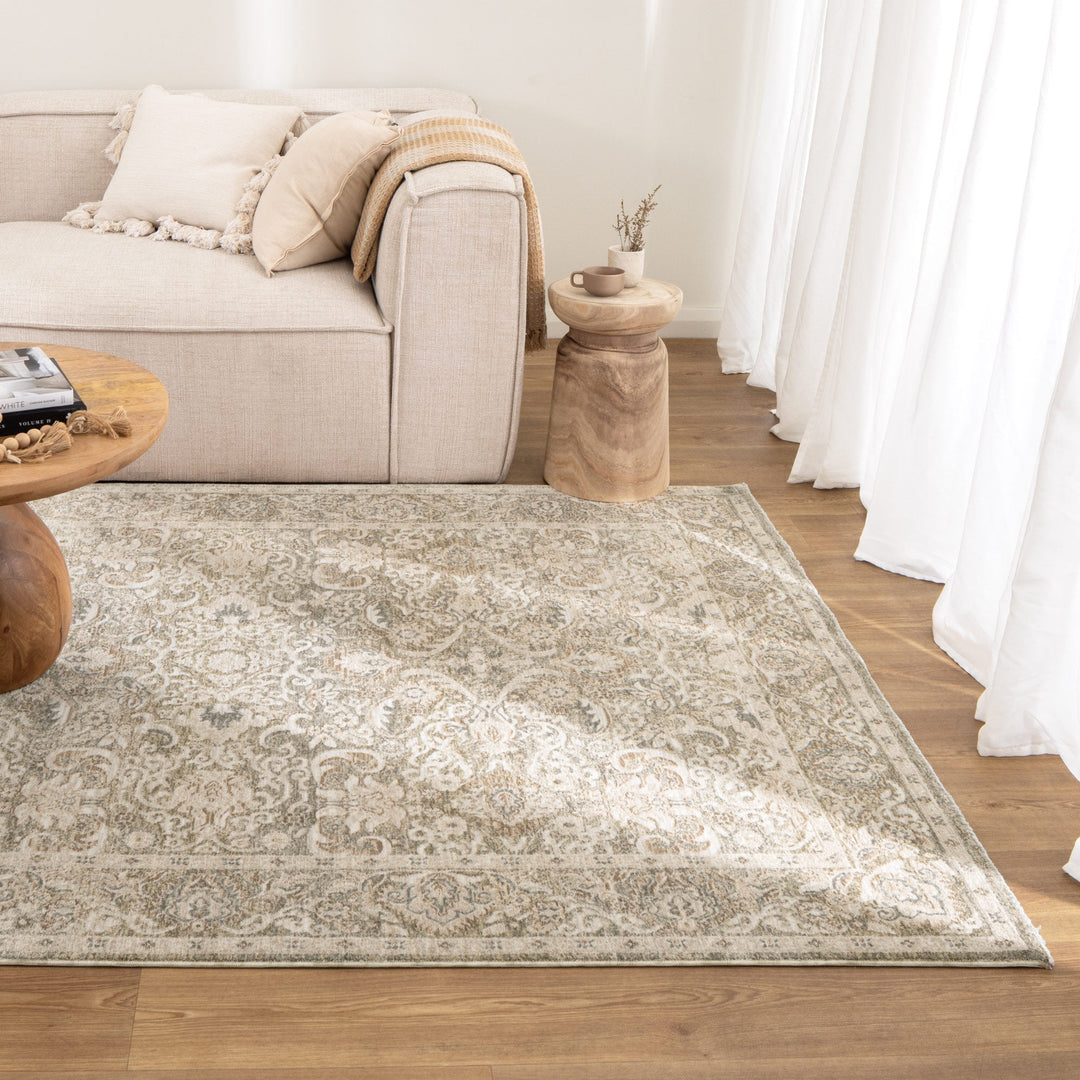 Gwen Regal Green Beige Vintage Rug