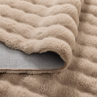 Mink Washable Round Rug Dark Beige