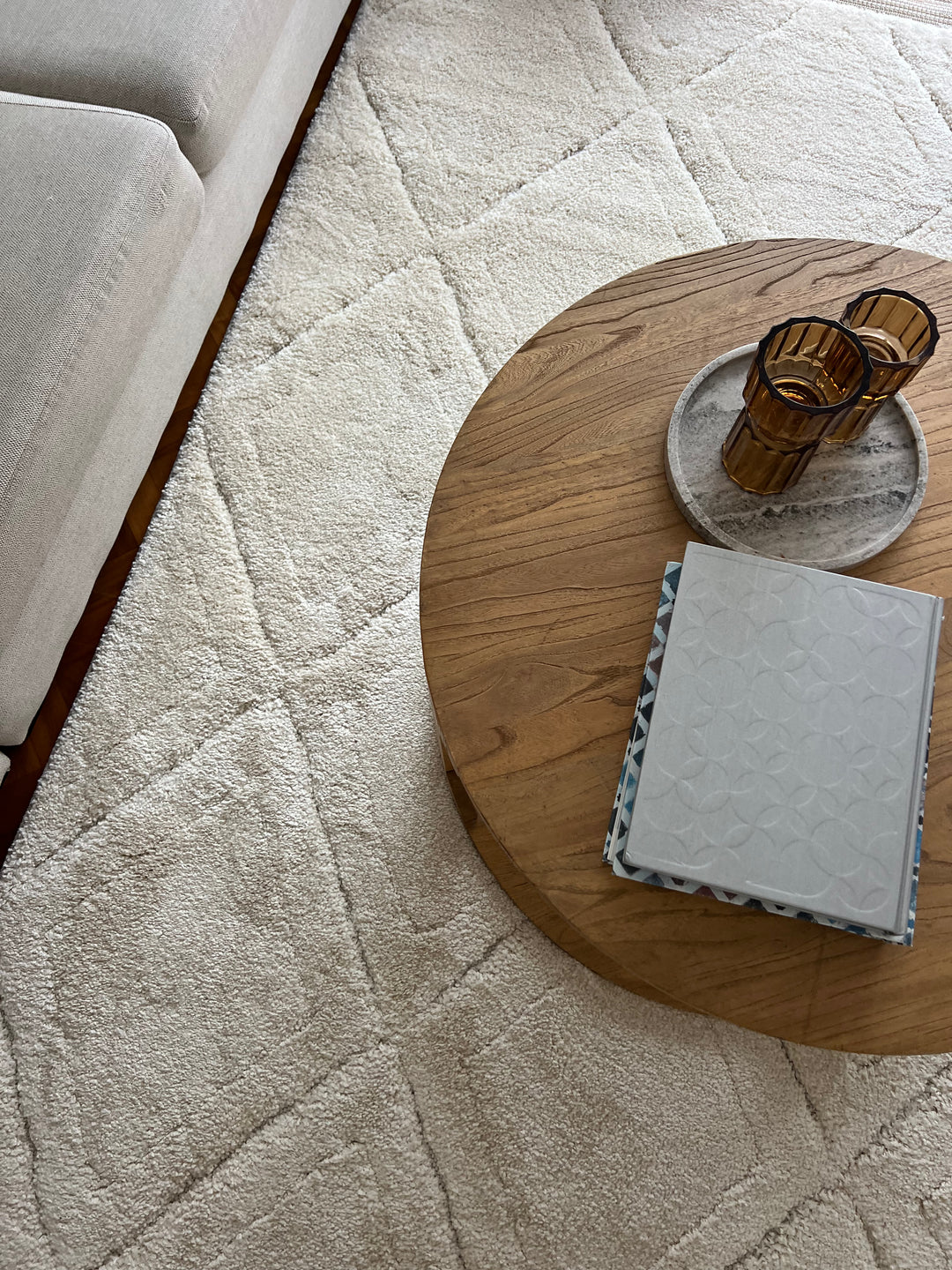 Farah Modern Cream Cream Rug