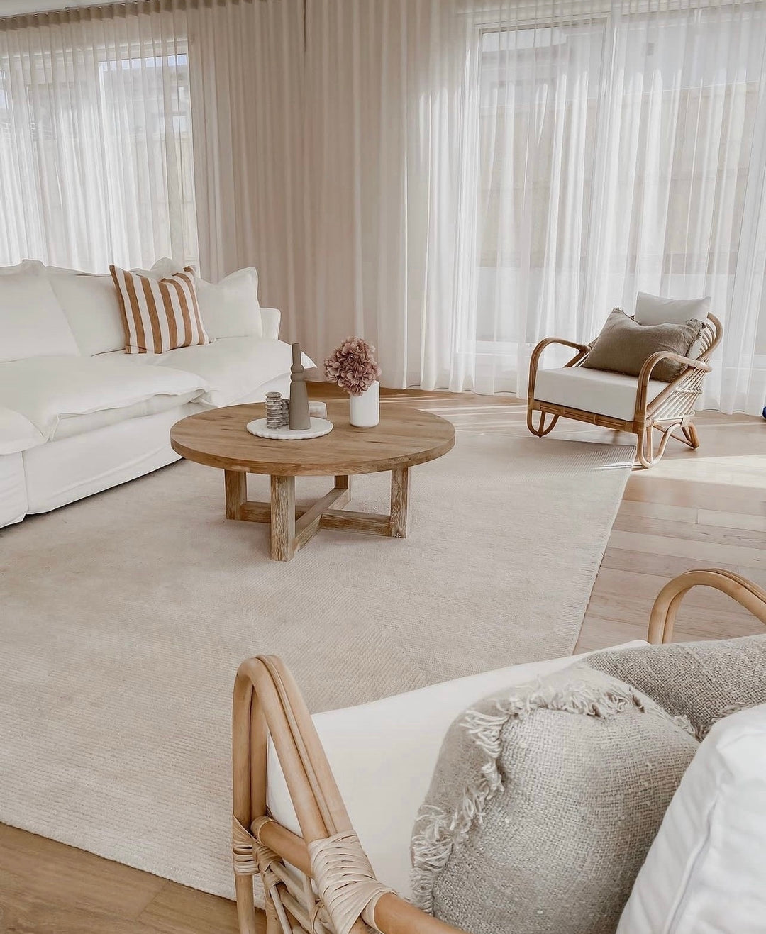 Loren Motley 04 Ivory Wool Rug