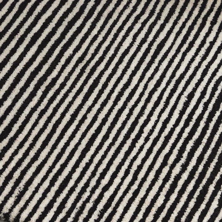 Keira Black White Wool Rug