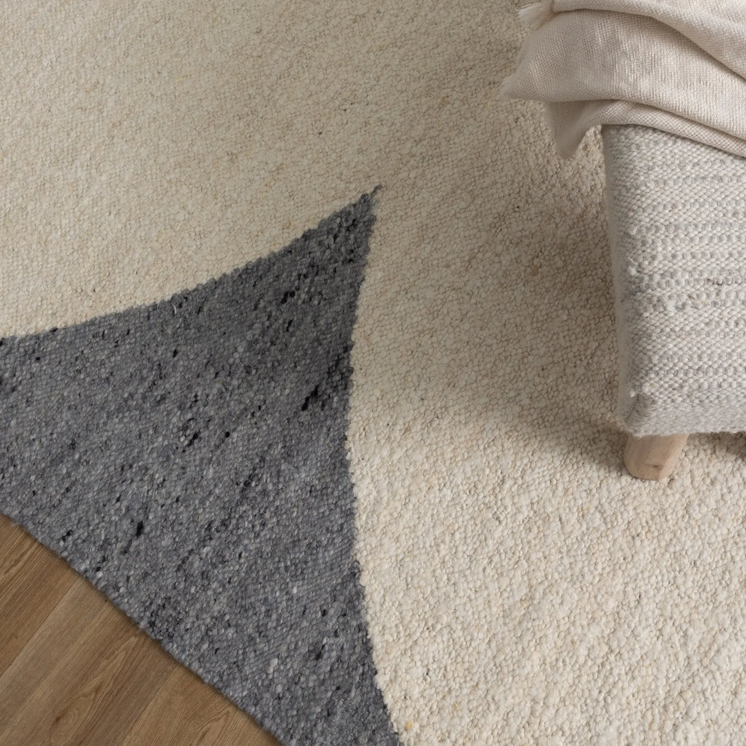 Lush Blue Ivory Floor Rug