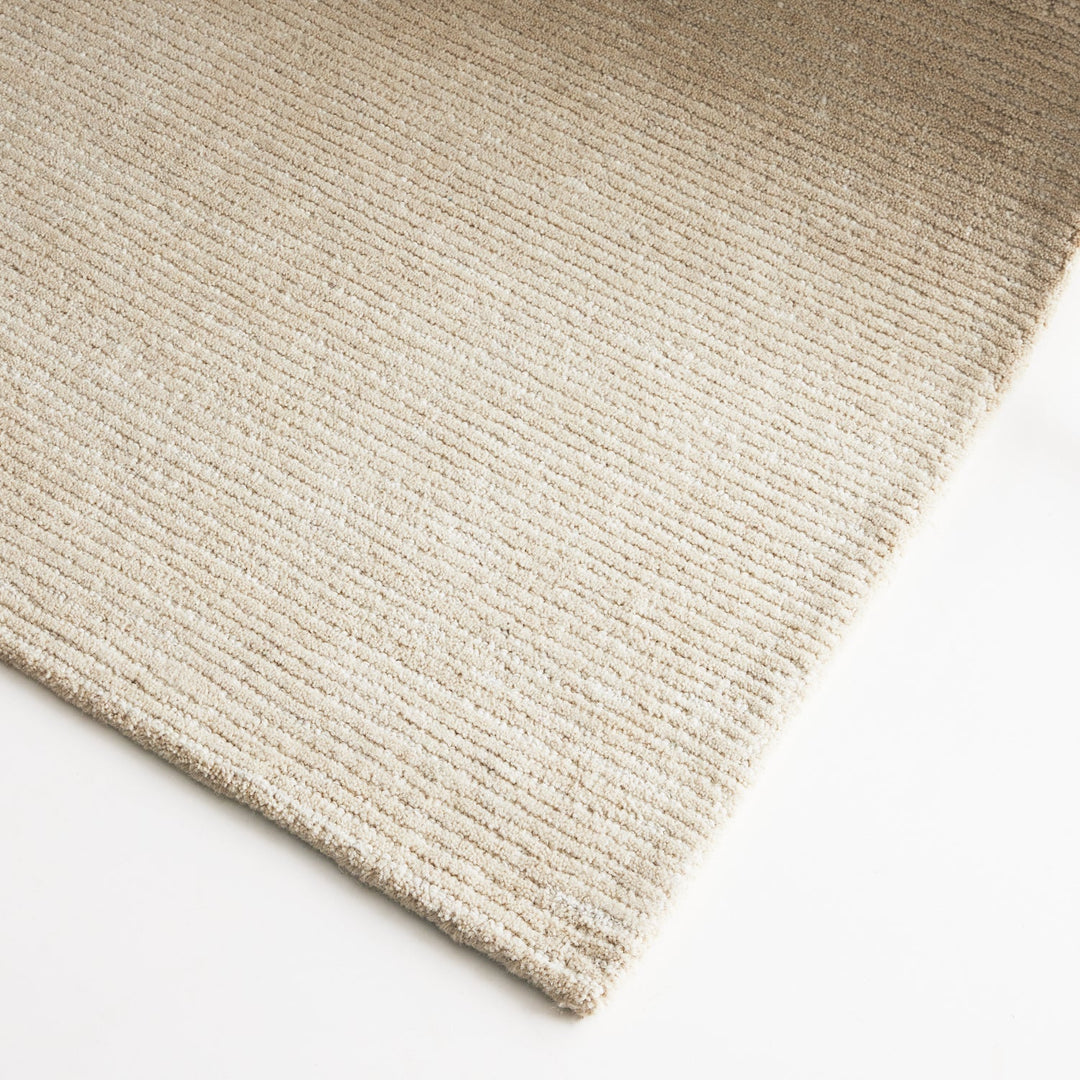 Mist Ivory Wool Rug: Sophisticated and Comfortable - – Wild Yarn
