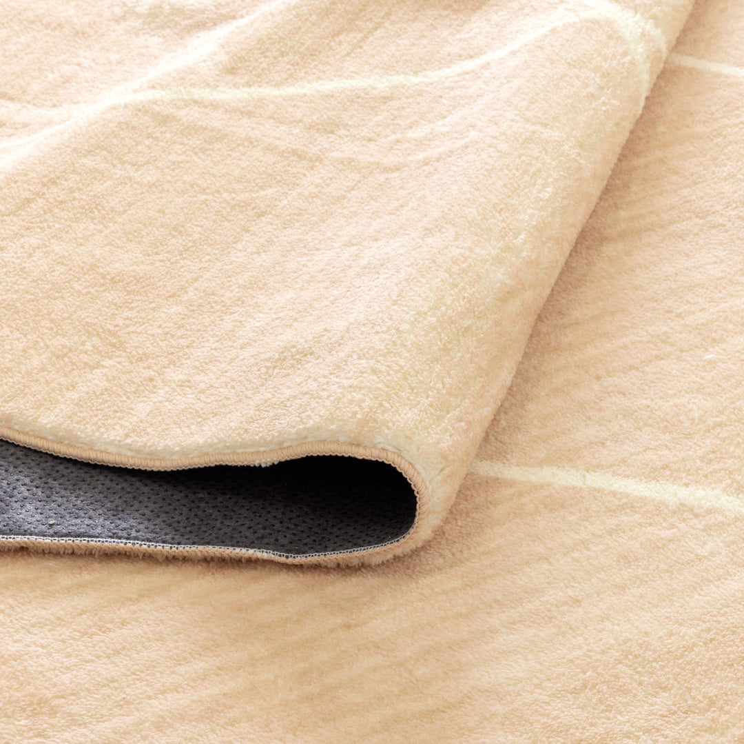 Morris Diamond Beige Machine Washable Rug