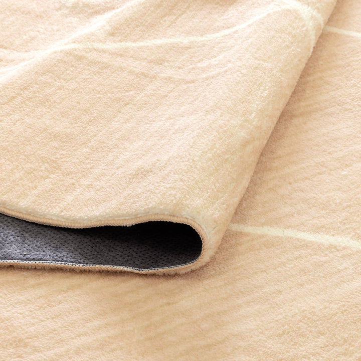 Morris Diamond Beige Machine Washable Rug