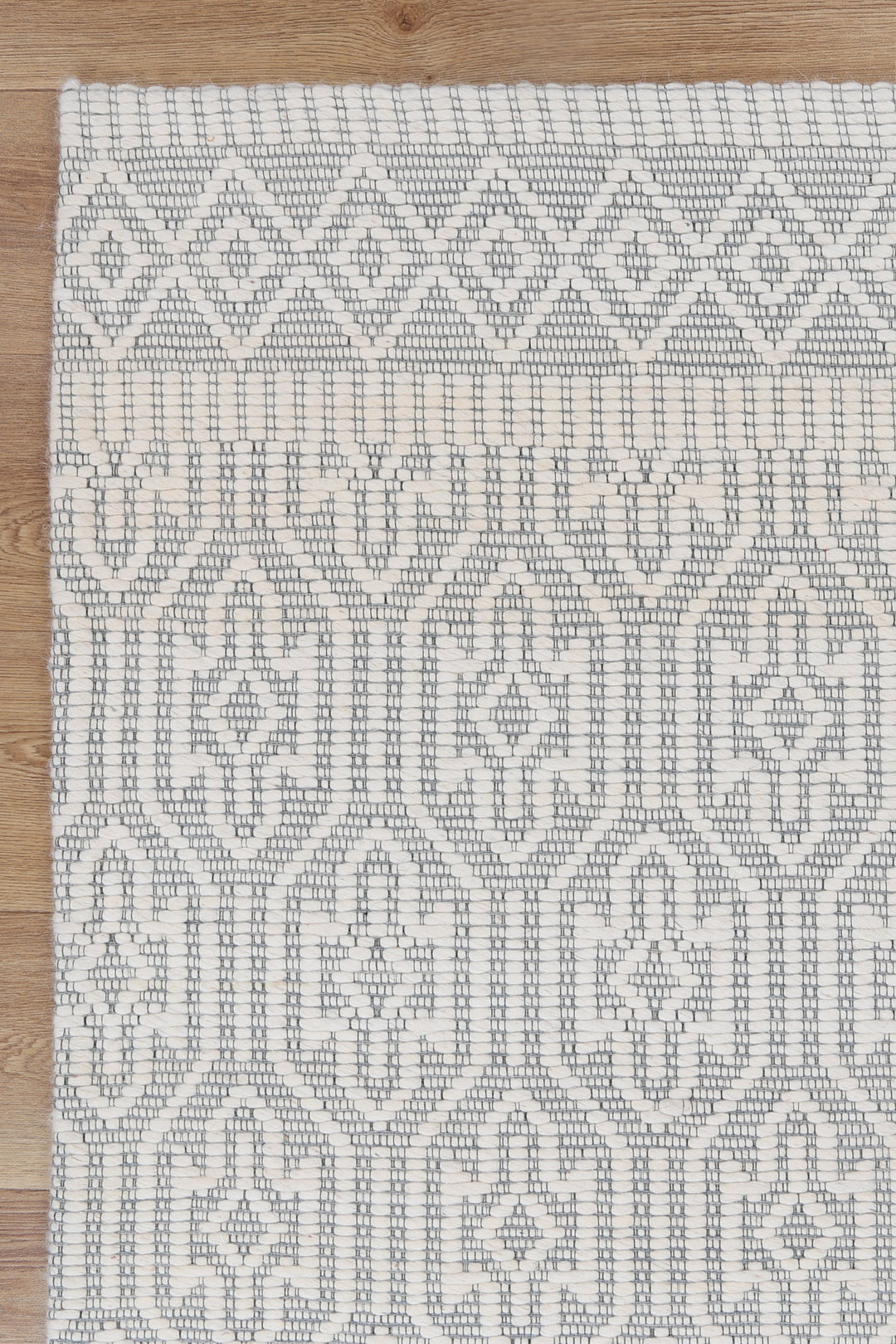 Avoca Geometric Light Grey Wool Rug