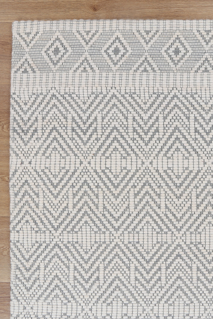 Avoca Chevron Light Grey Wool Rug