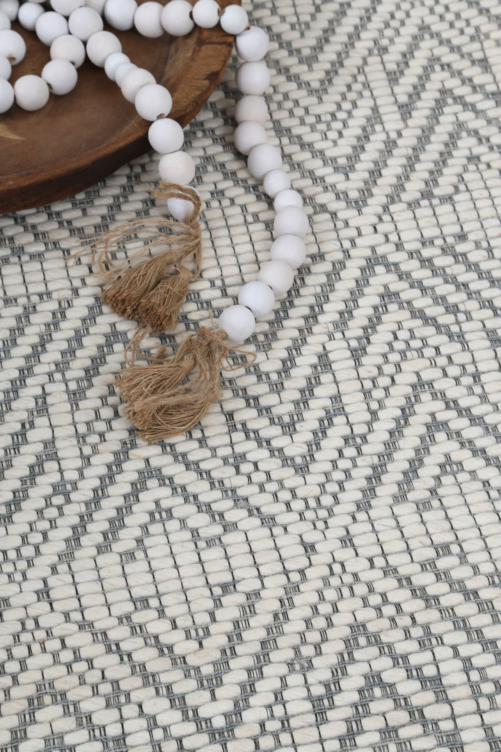 Avoca Chevron Light Grey Wool Rug