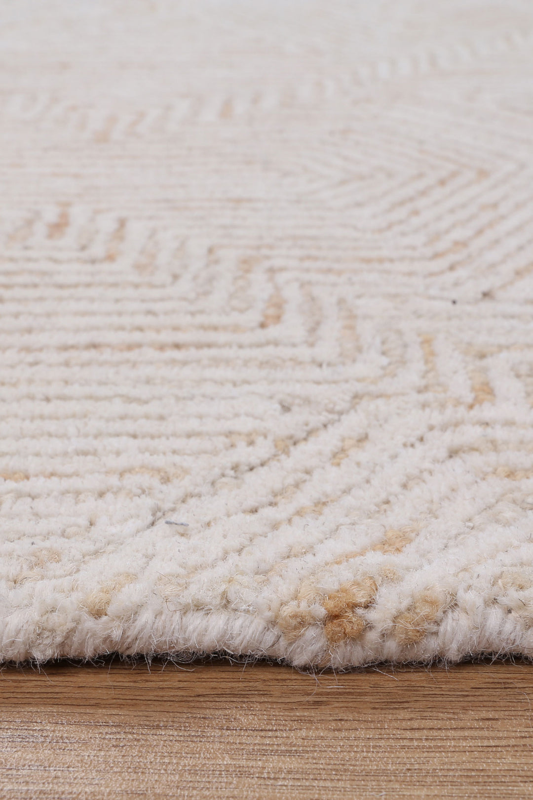 Aquila 06C Beige Rug Wool Rug