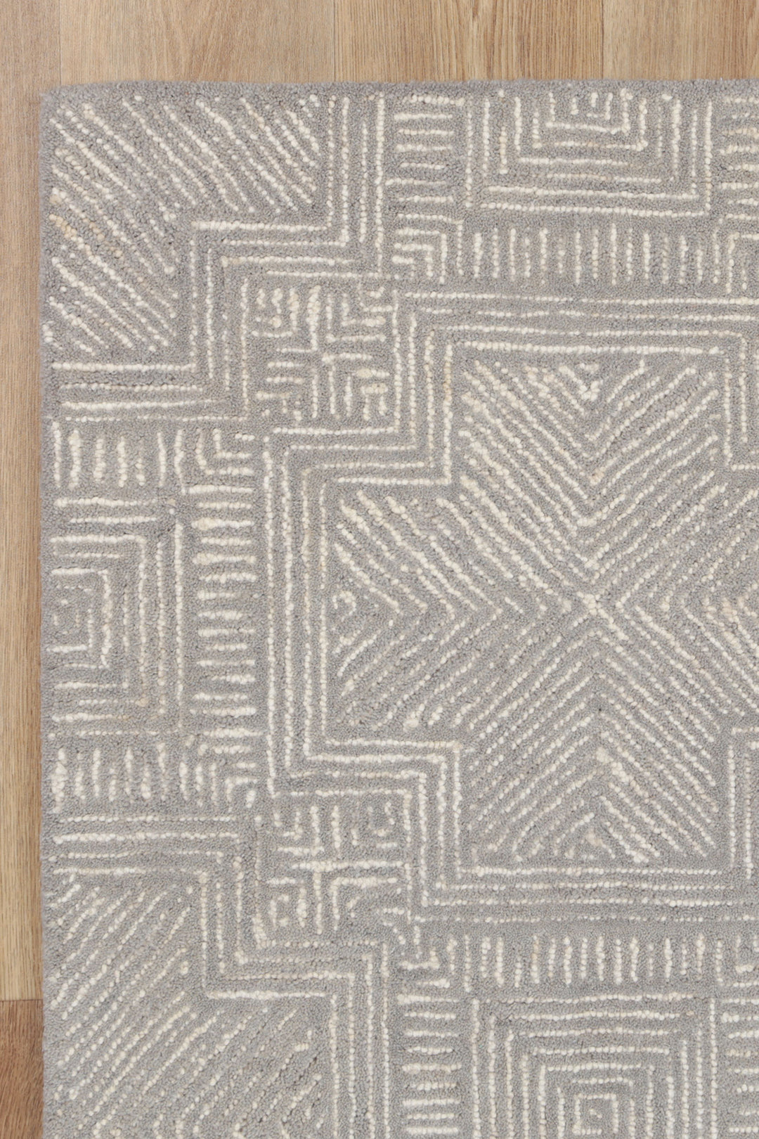Labyrinth 09C Grey Wool Rug