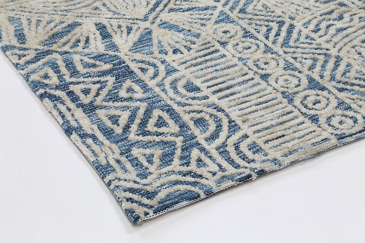 Aaliyah Navy Newburg Rug