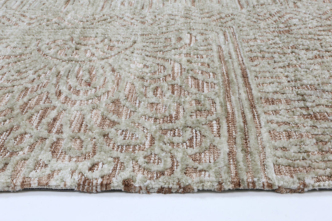 Aaliyah Rust Newburg Rug