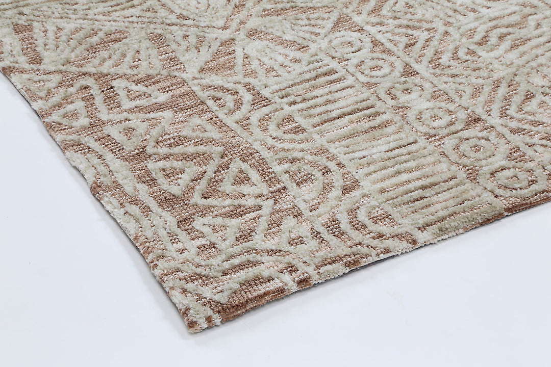 Aaliyah Rust Newburg Rug