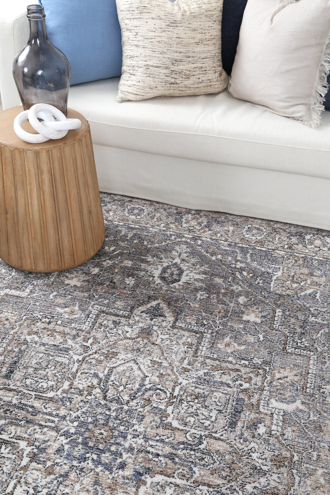 Chobi Vintage Arlington Grey / Beige  Rug
