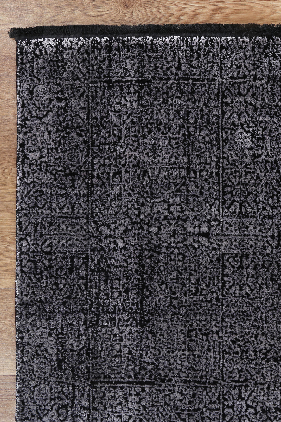 Brook Bedford Silver Rug