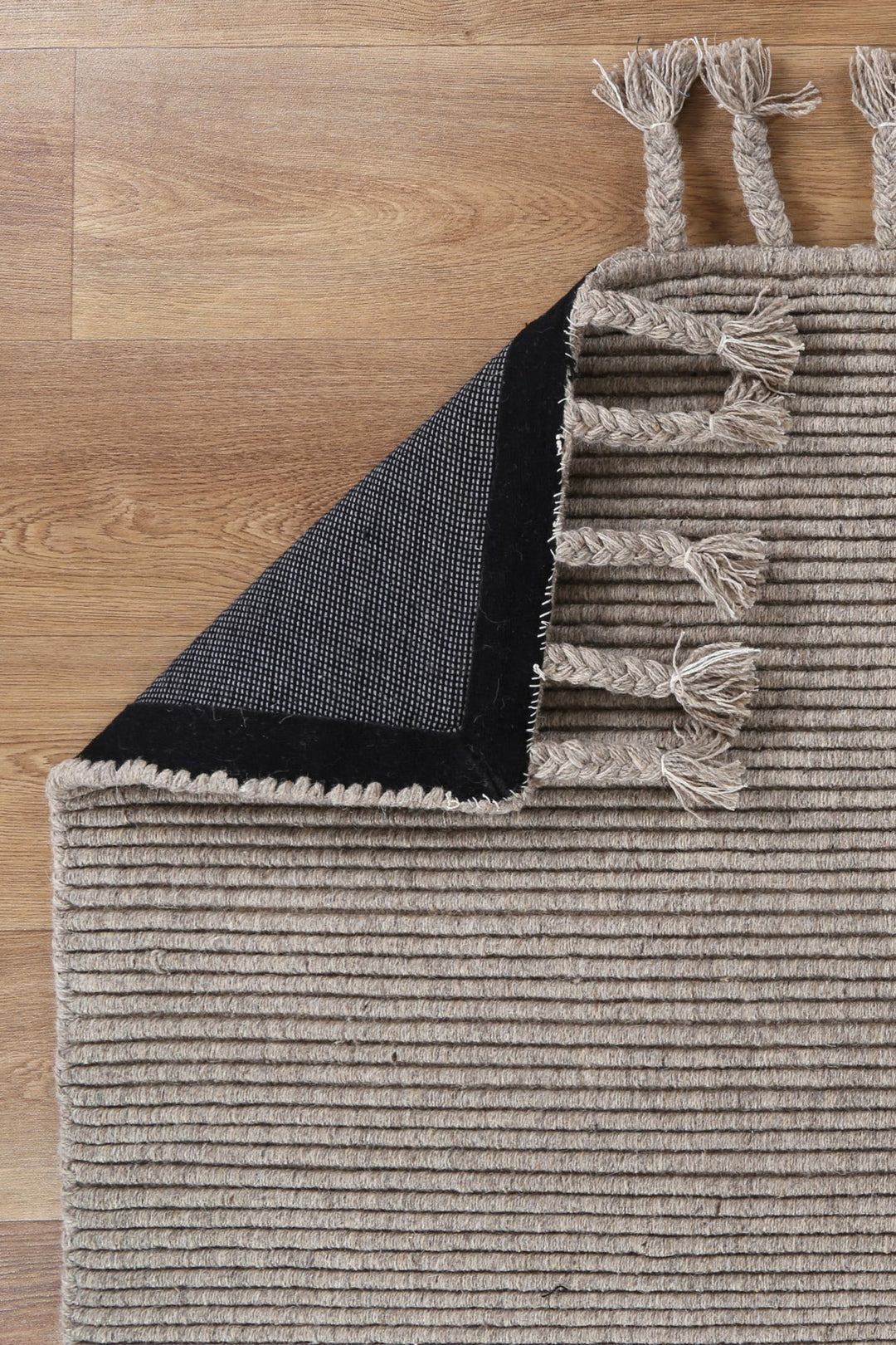 Petrus Modern Wool Ash Rug