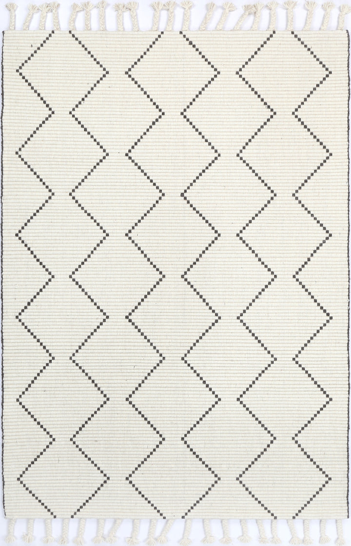 Petrus Diamond Tassel Cream Rug