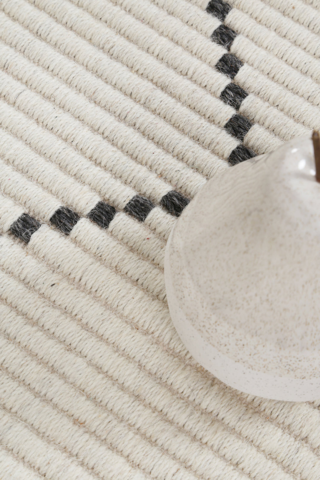 Petrus Diamond Tassel Cream Rug