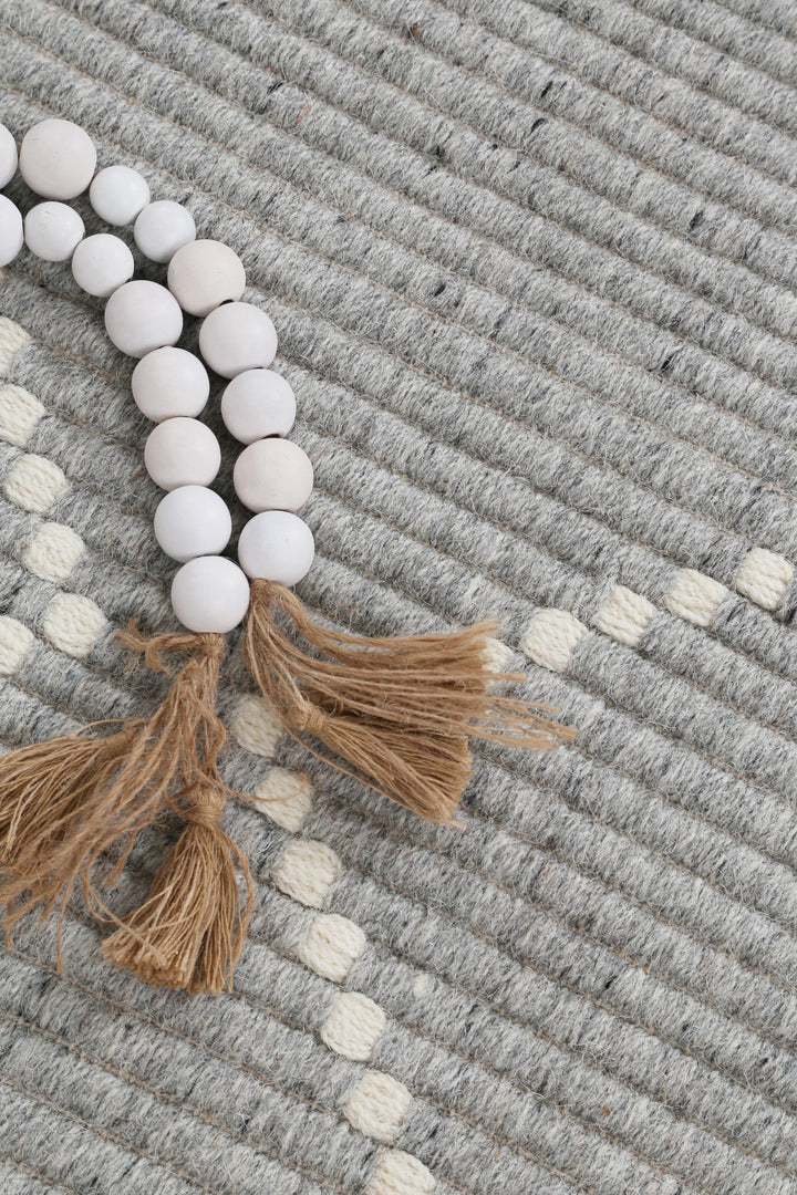 Petrus Diamond Tassel Grey Rug