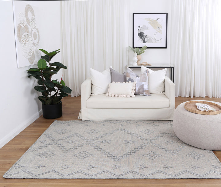 Petrus Boho Chic Grey Rug