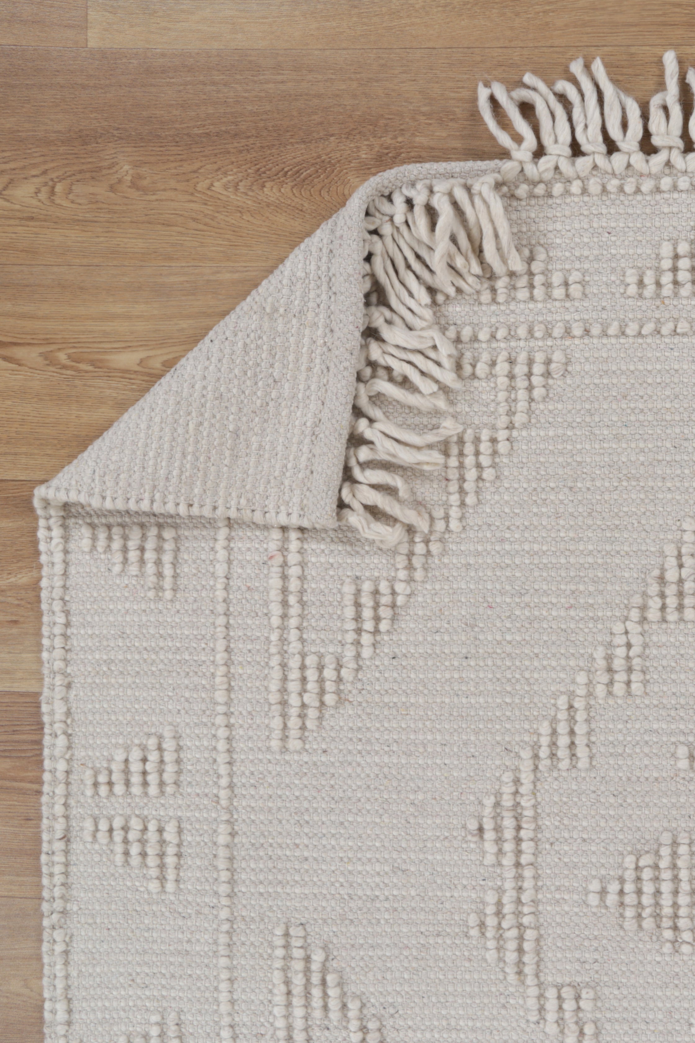 Diego Ornamental Beige Wool Rug – Wild Yarn