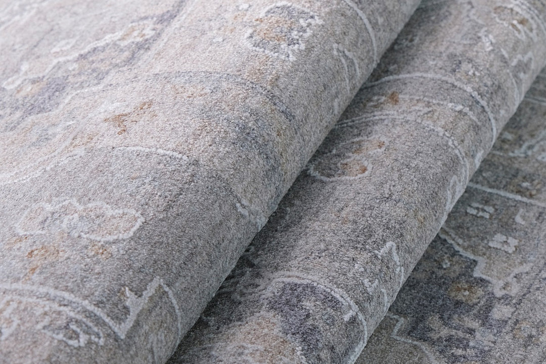 CRUCIAL LS661A LIGHT GREY