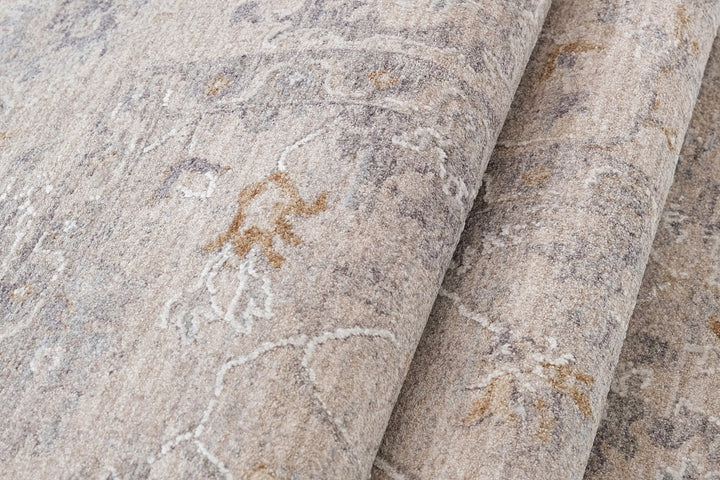 CRUCIAL LS662A LIGHT GREY