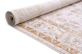 CRUCIAL Traditional Cream Rug