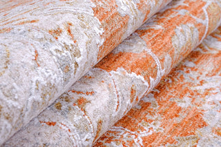 CRUCIAL Traditional Rug Rust