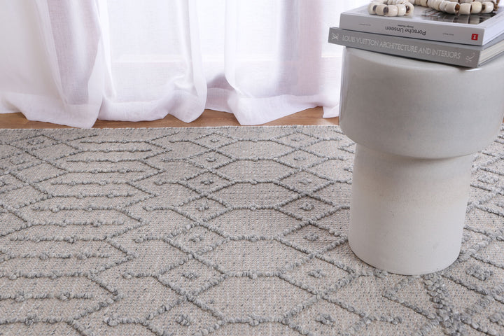 Dream02 Makay Steel Rug