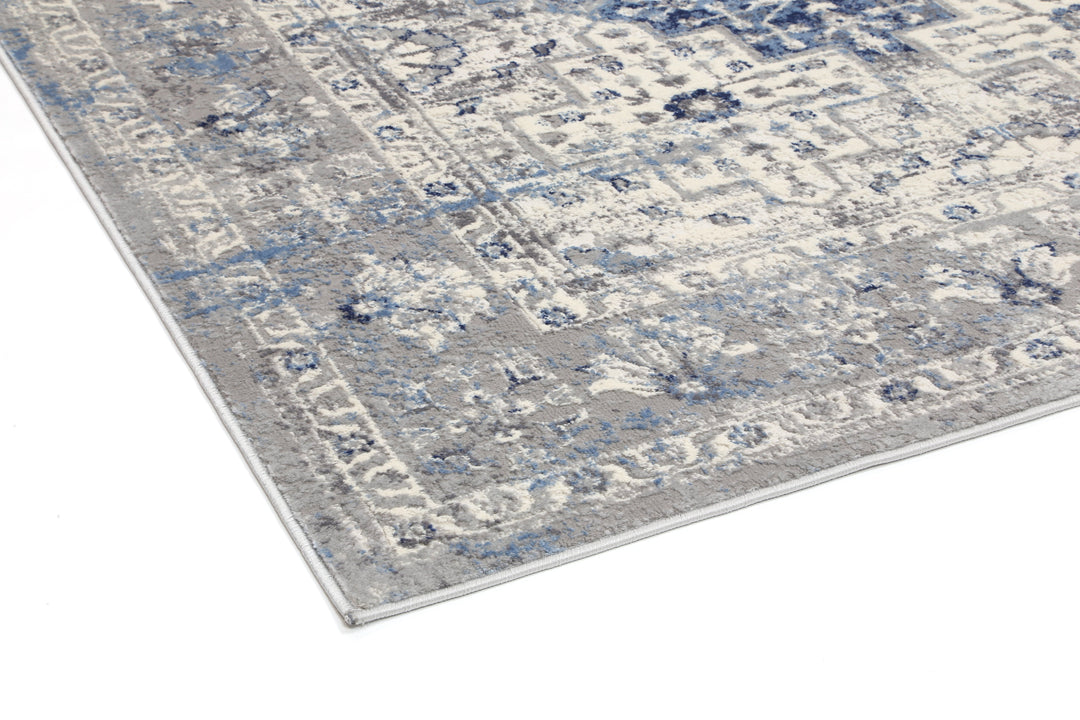 Delicate Navy Blue Oriental Rug