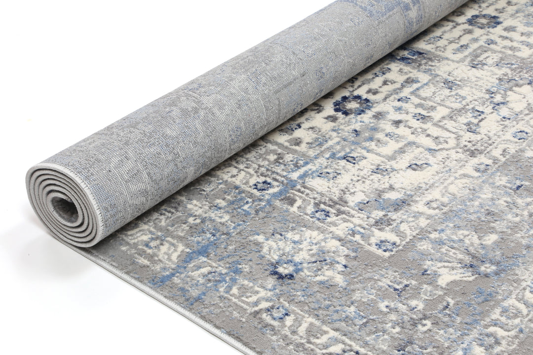 Delicate Navy Blue Oriental Rug