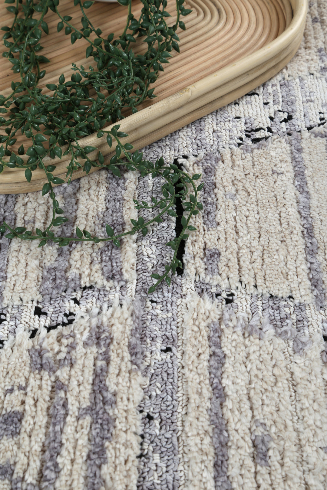 Origin Ebony Anth Rug