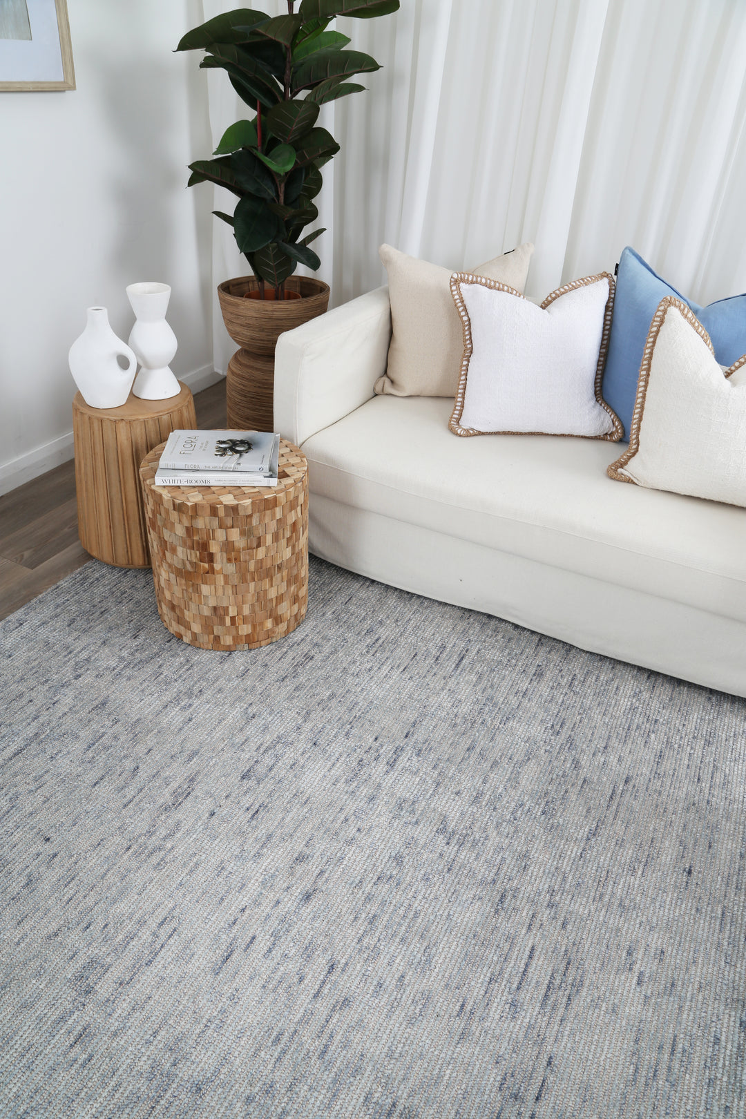 Norah Light Blue Rug