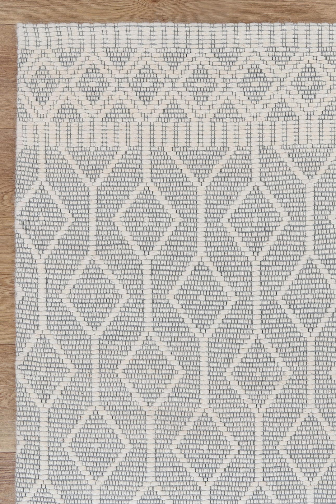 Avoca Lattice Light Grey Wool Rug