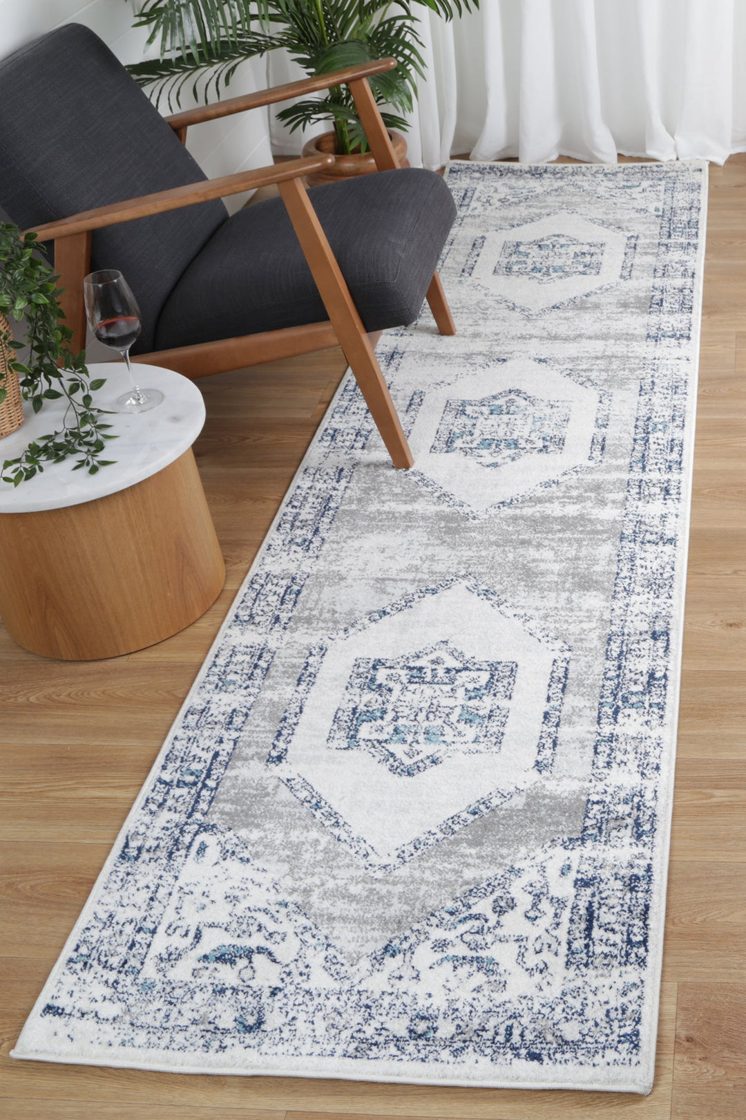 Estve Navy Cream Ancient Rug
