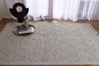 Perla Ava White Black Wool Rug