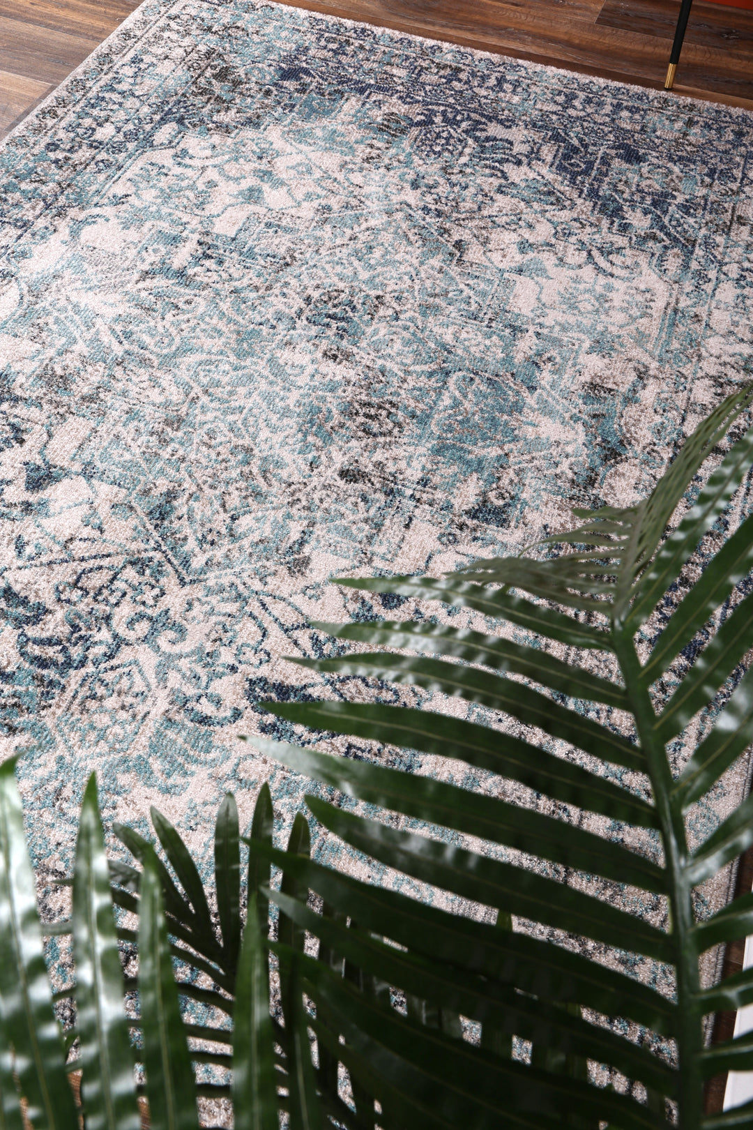 June Adrianita Ivory & Blue Transitional Rug