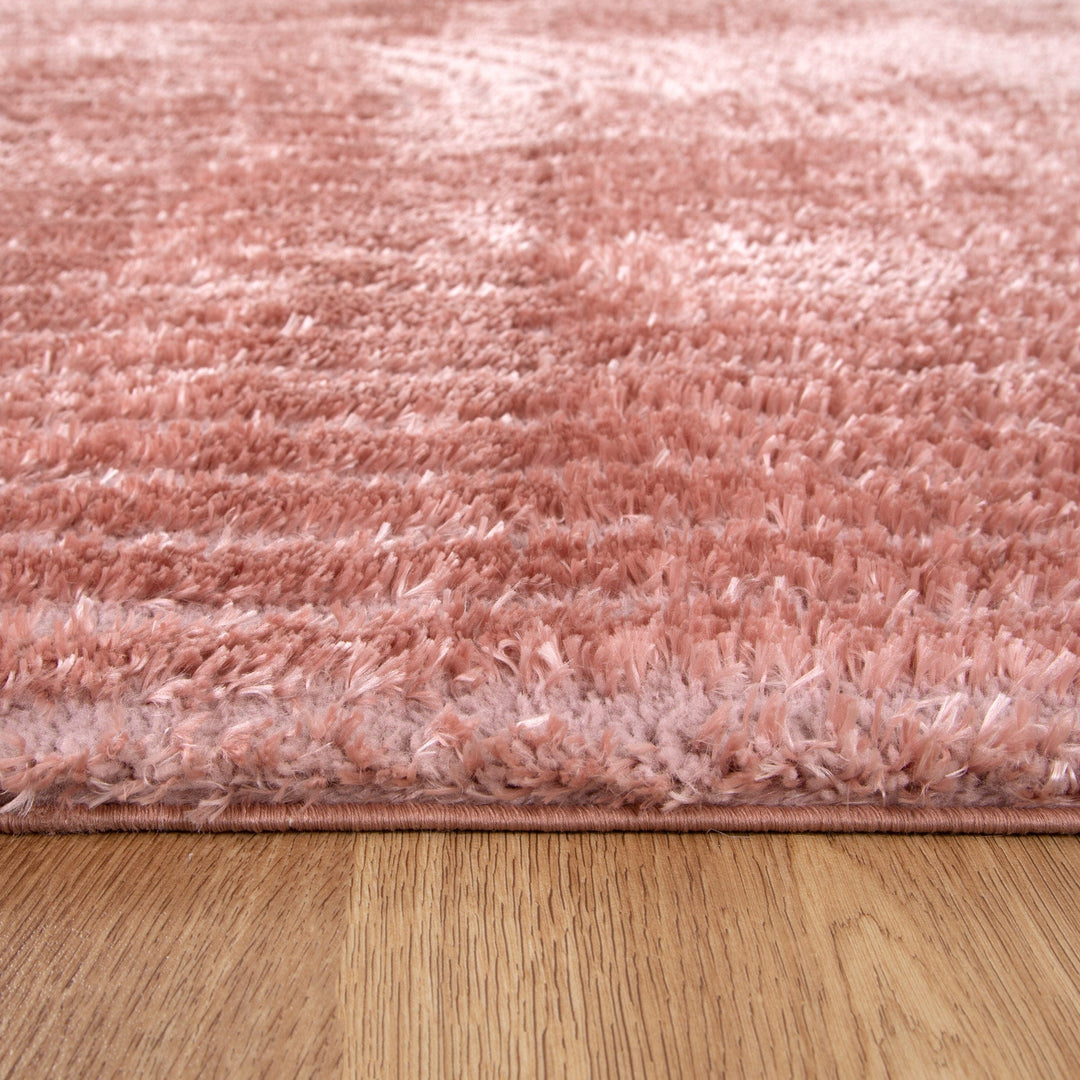 Tahoe Dior Blush Shag Rug