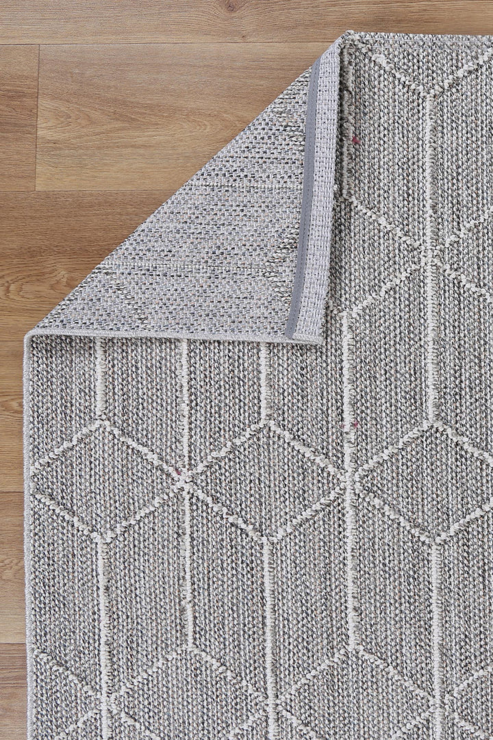 Yumi Totori Ash Geometric Flatweave Rug
