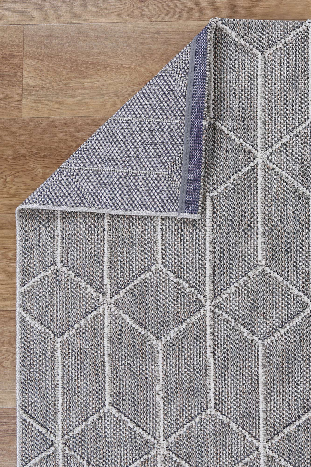 Yumi Sikua Grey Geometric Flatweave Rug