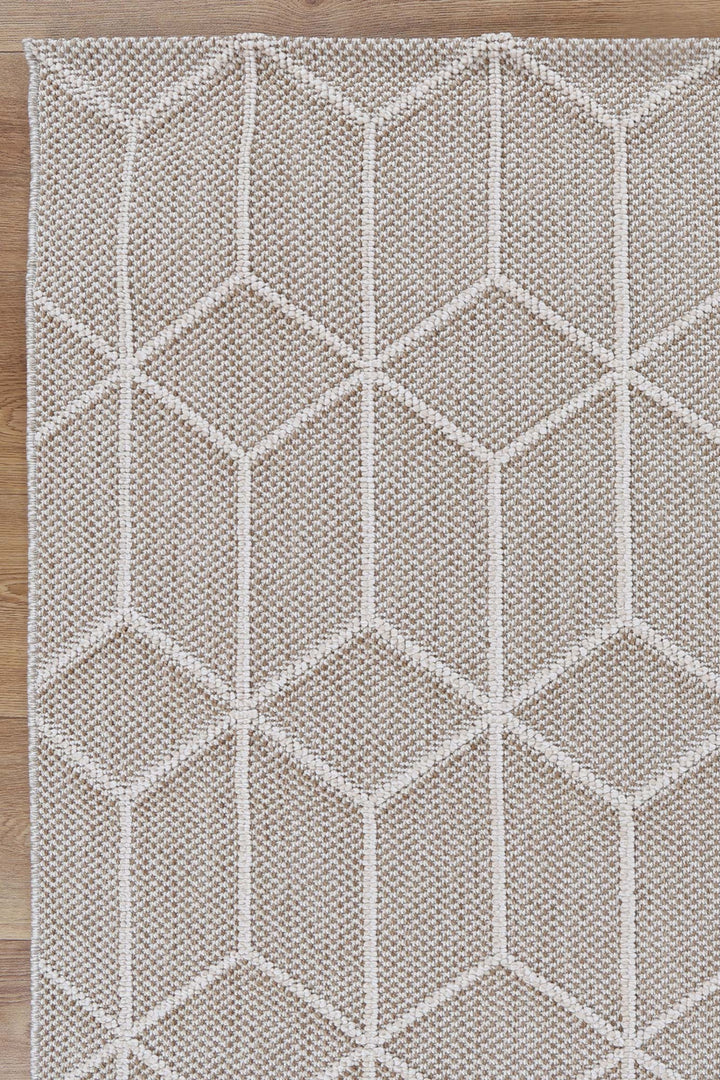 Yumi Maemae Beige Geometric Flatweave Rug