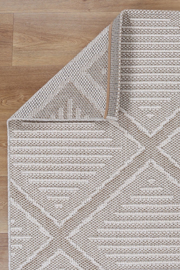 Yumi Kenilorea Beige Geometric Flatweave Rug