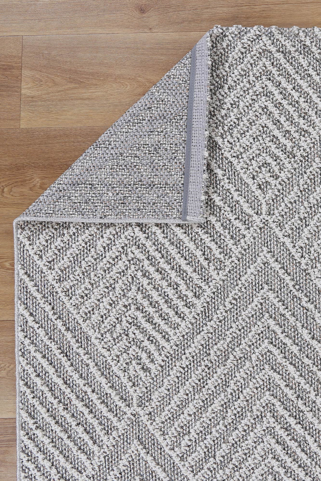 Yumi Kini Grey Geometric Flatweave Rug