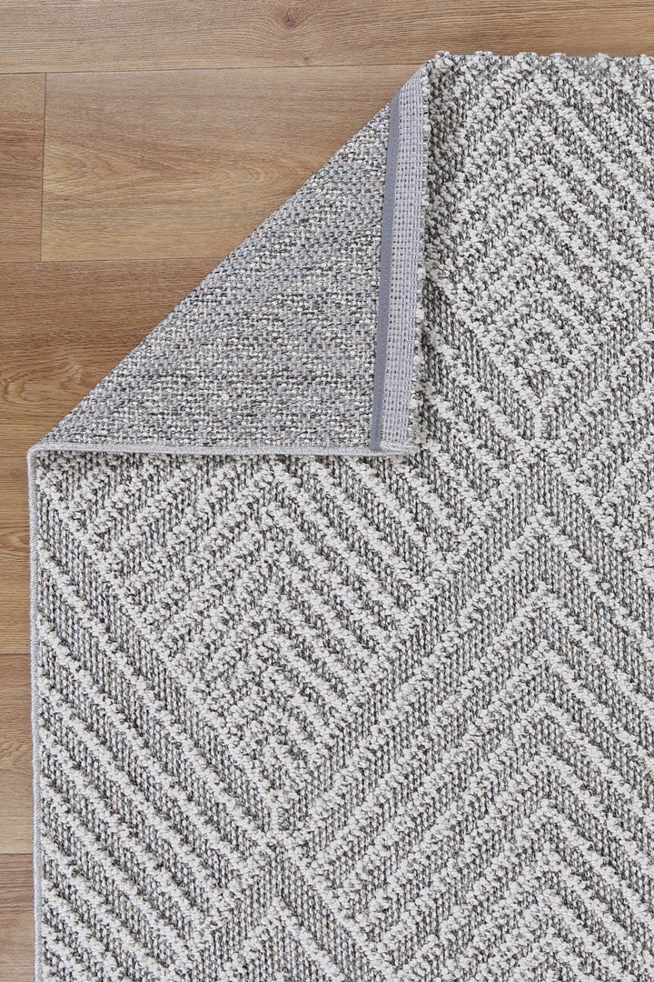 Yumi Kini Grey Geometric Flatweave Rug