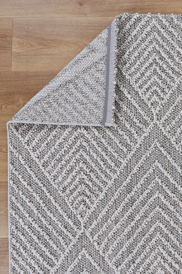 Yumi Menapi Ash Geometric Flatweave Rug