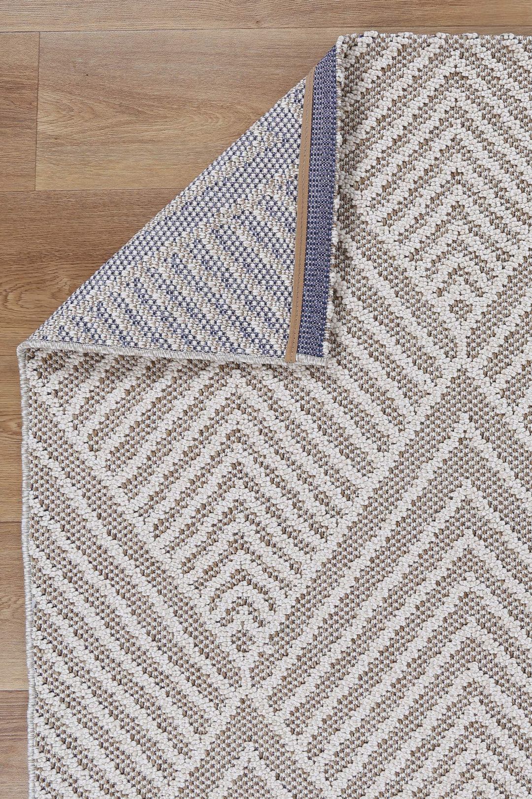 Yumi Onika Beige Geometric Flatweave Rug